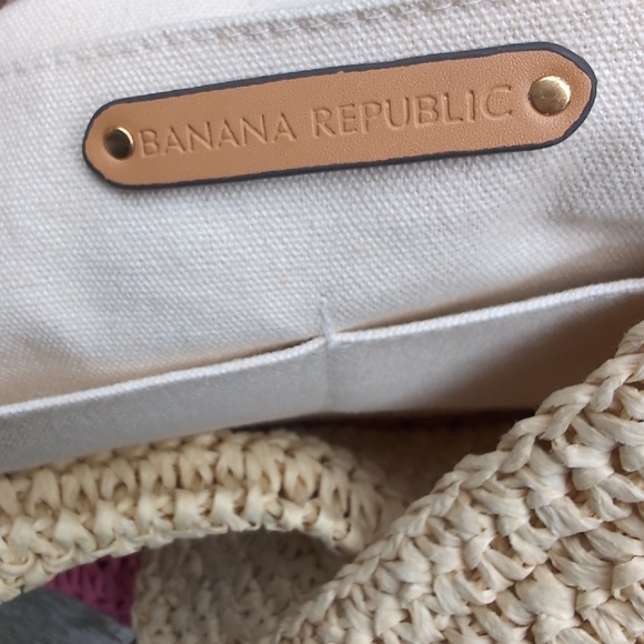 Two-Tone Straw Tote Bag - Pink and Tan - Picture 5 of 15